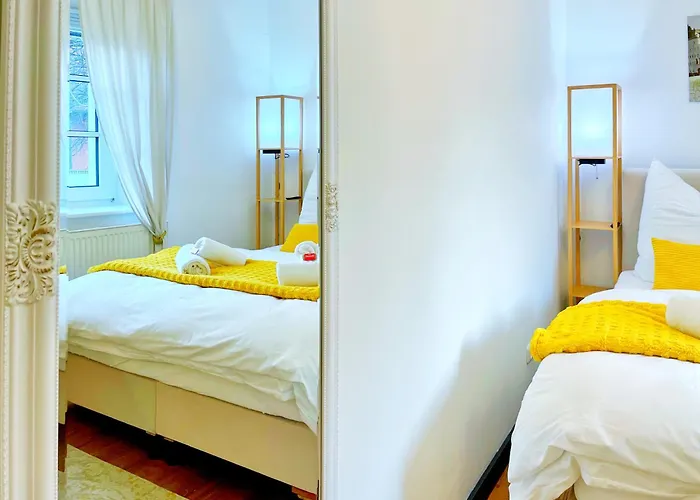 Apartment 'goldpath' Passaucity I I Oldtown I Balkon I Italien Garden I Stylish I Wiputv Passau